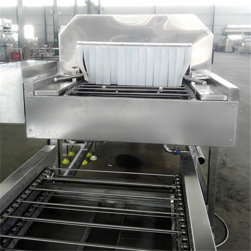 膠藍周轉筐清洗機